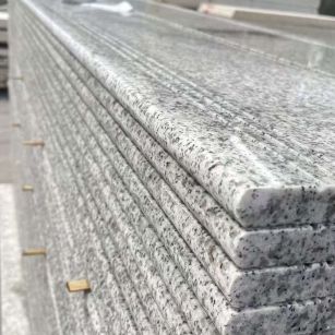 郑州芝麻白楼梯踏步 花岗岩楼梯板材