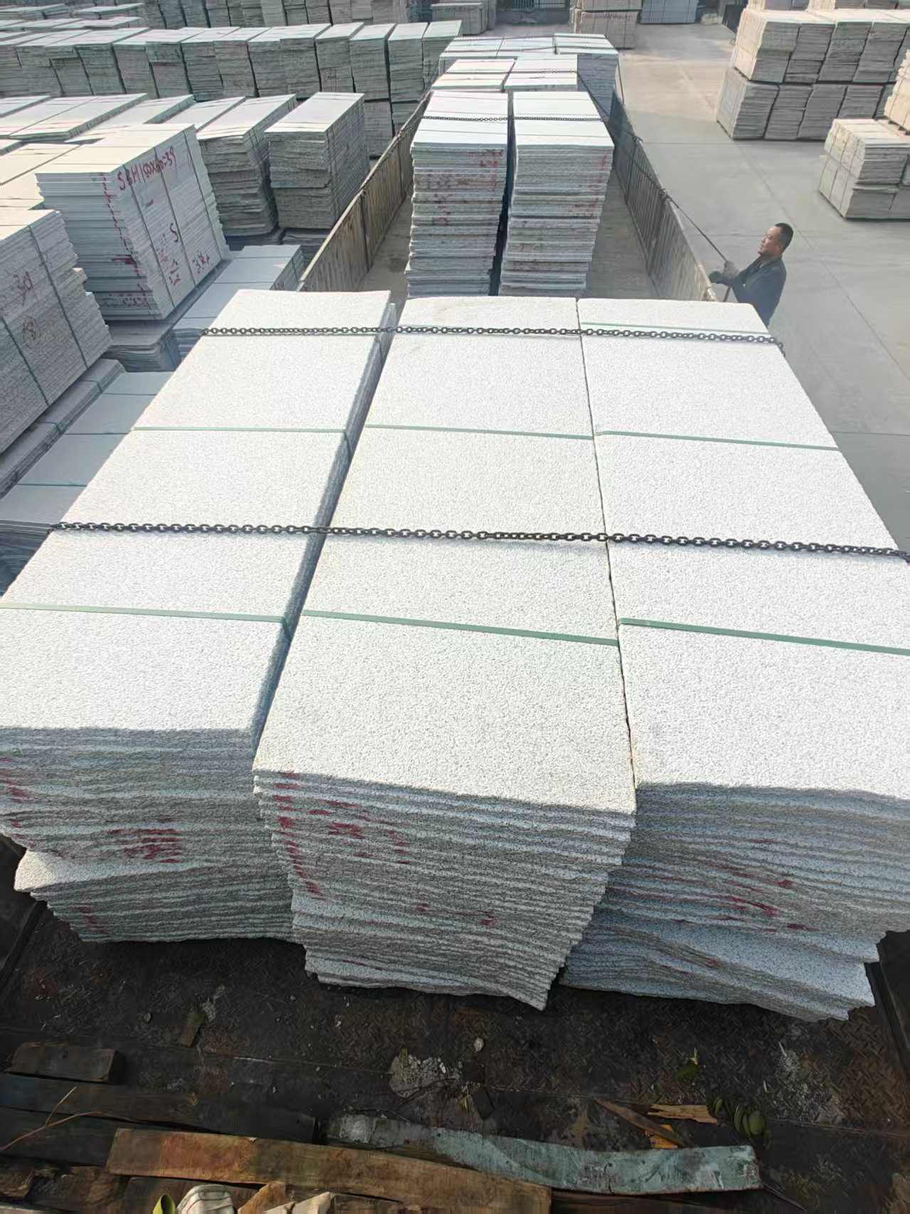 郑州芝麻白毛板，石材毛板