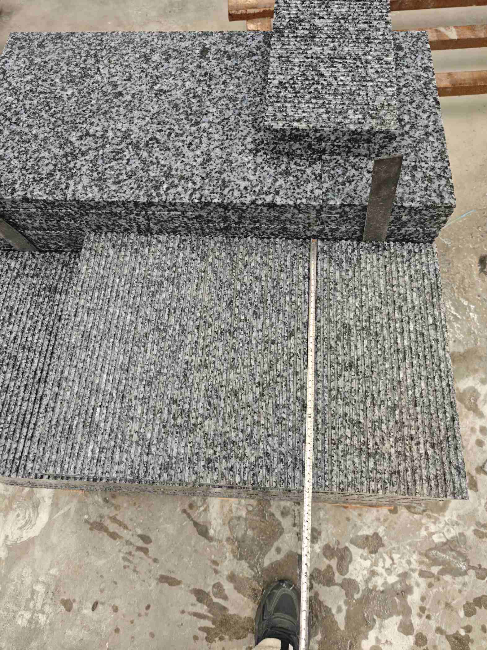 郑州芝麻黑拉丝面