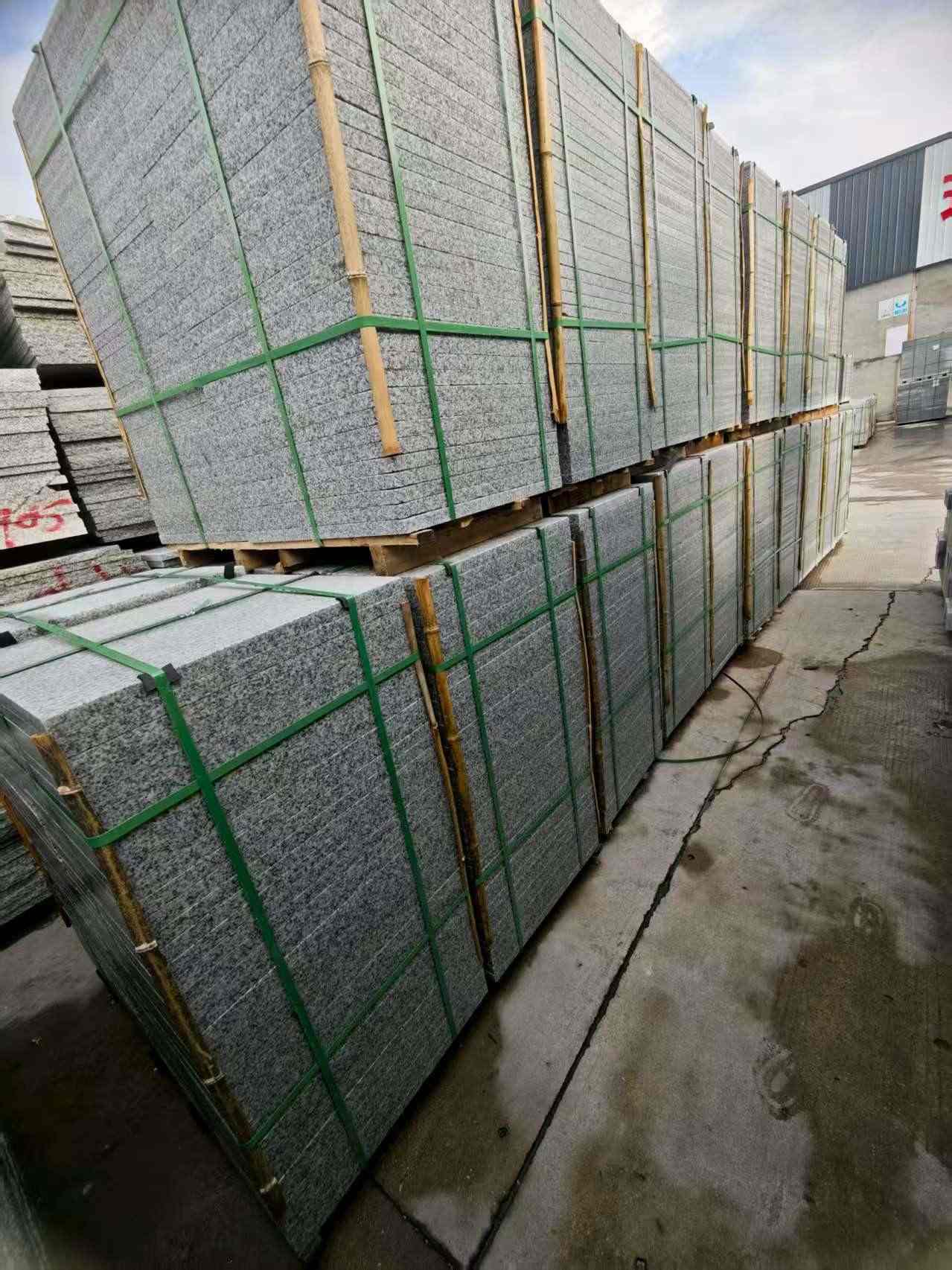 郑州芝麻白地铺版 石材地铺石