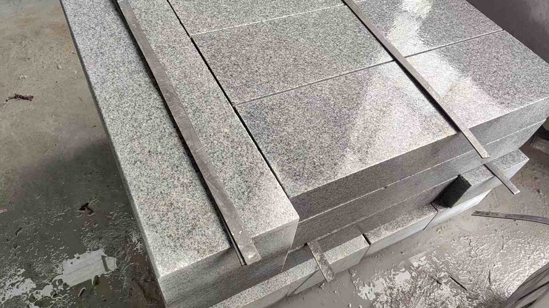 郑州芝麻灰 芝麻白 路牙石 路侧石 马路牙子